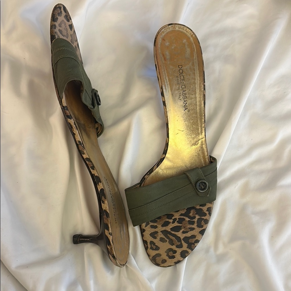dark green print dress 2010s Dolce & Gabbana Khaki & Black Leopard Heels – Dolce Vita Hub
